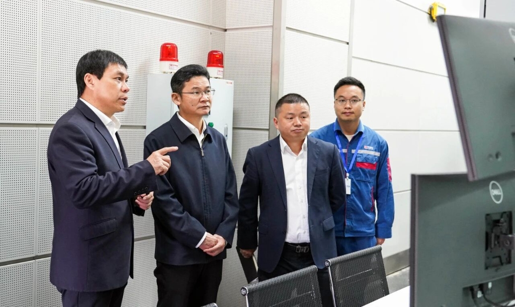 自治区副主席曹志强到玉柴调研