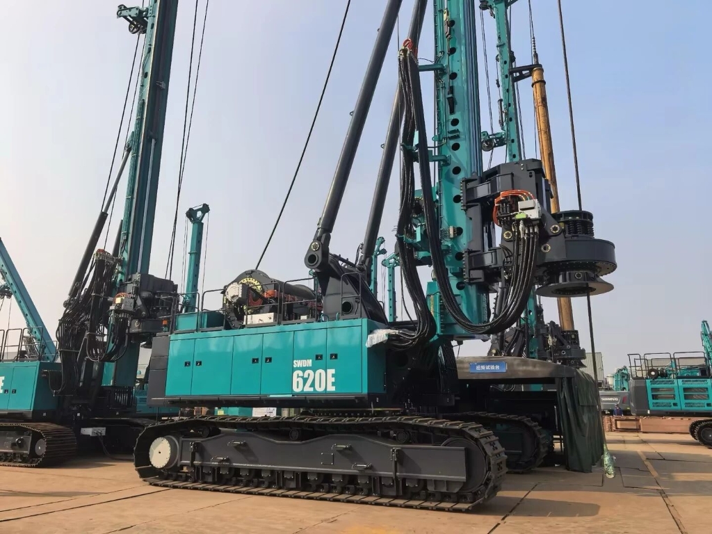 玉柴飞轮增程系统首配旋挖钻机获央视关注！