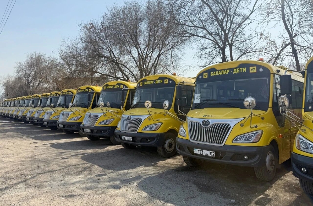 玉柴配套宇通校车批量出口哈萨克斯坦